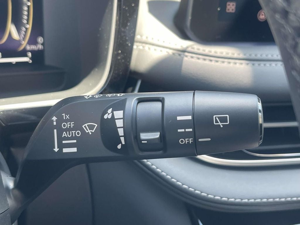 2027 INFINITI QX65 LUXE