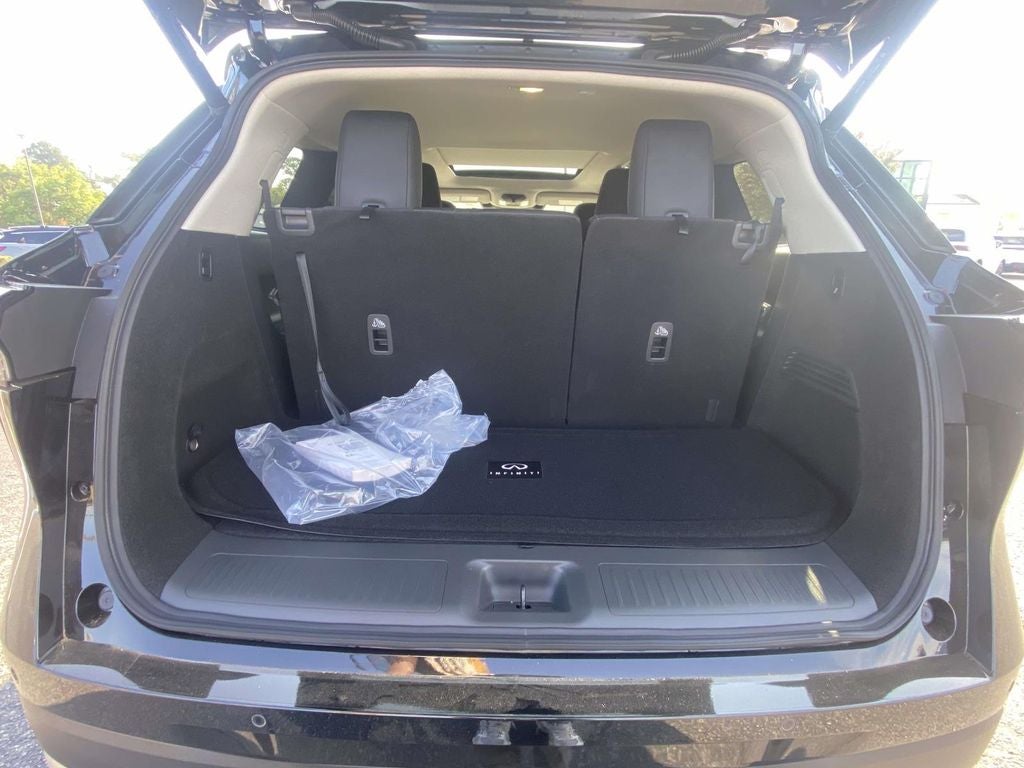 2027 INFINITI QX60 Luxe FWD