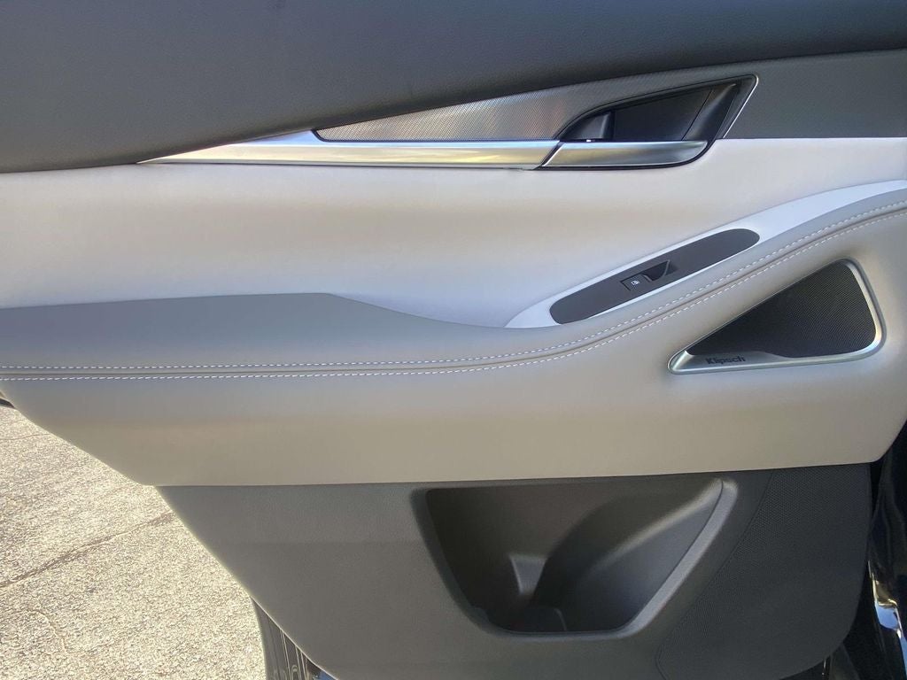 2027 INFINITI QX60 Luxe FWD