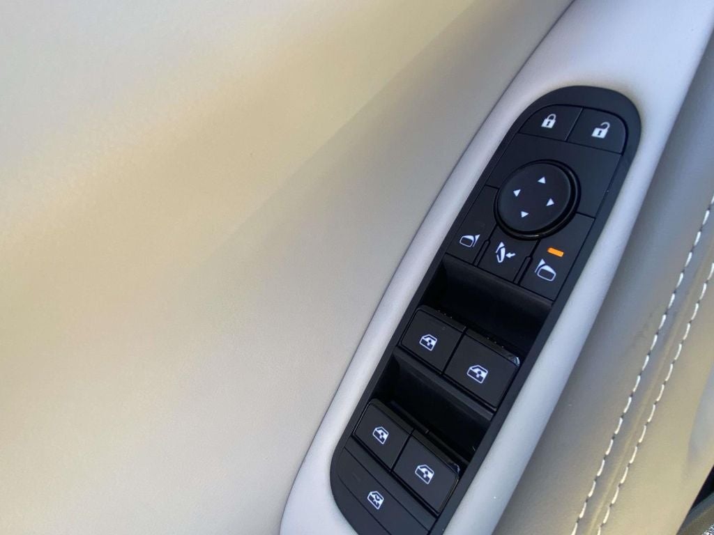 2027 INFINITI QX60 Luxe FWD