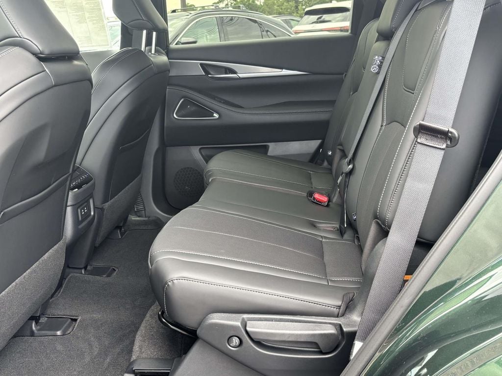 2027 INFINITI QX60 Luxe FWD