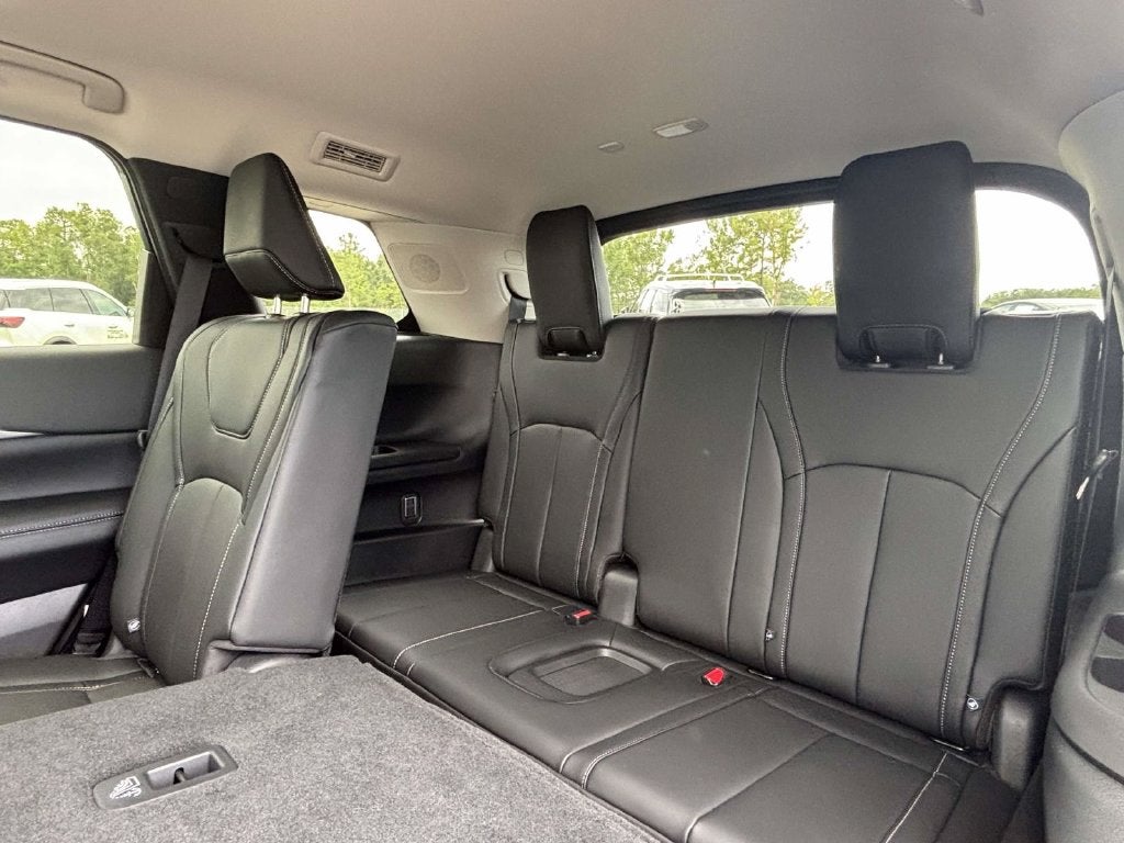 2027 INFINITI QX60 Luxe FWD