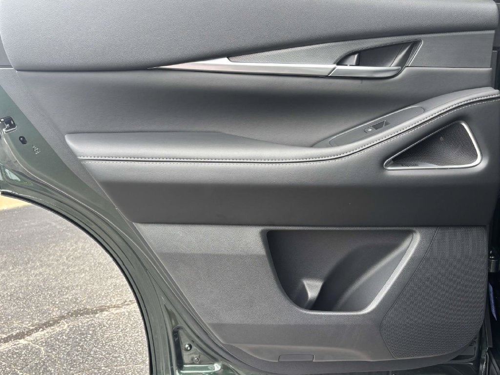 2027 INFINITI QX60 Luxe FWD
