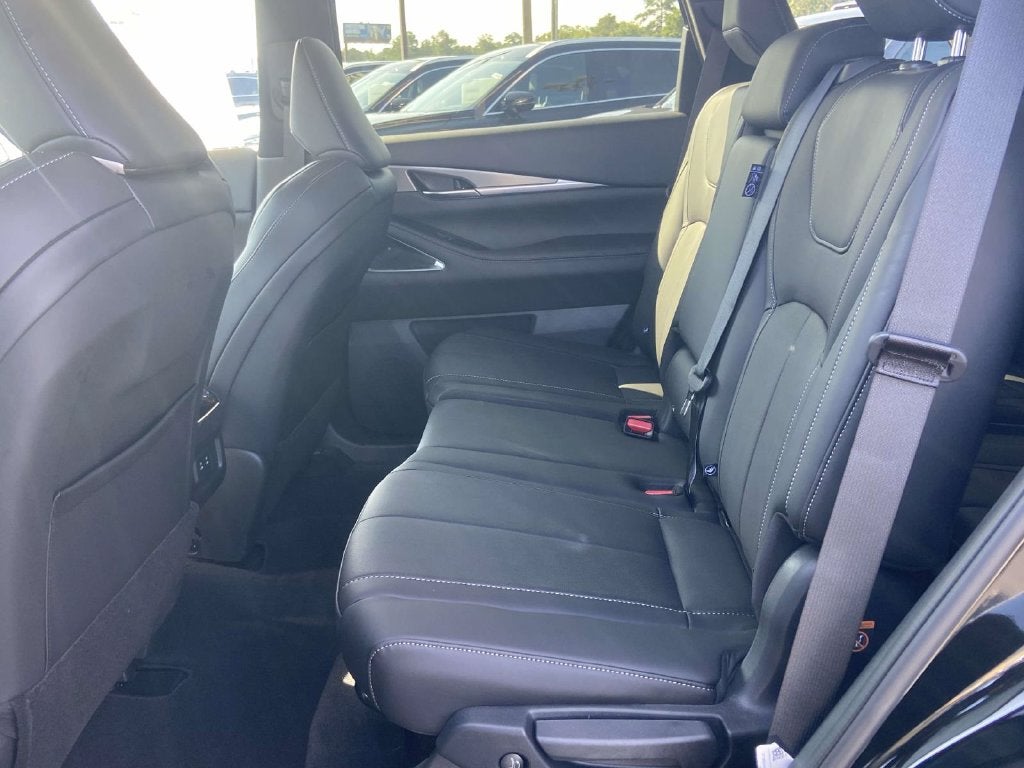 2027 INFINITI QX60 Luxe AWD