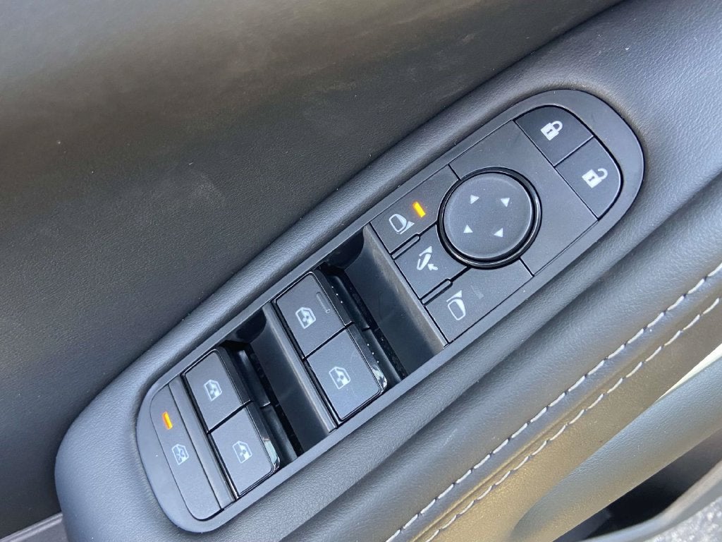 2027 INFINITI QX60 Luxe AWD