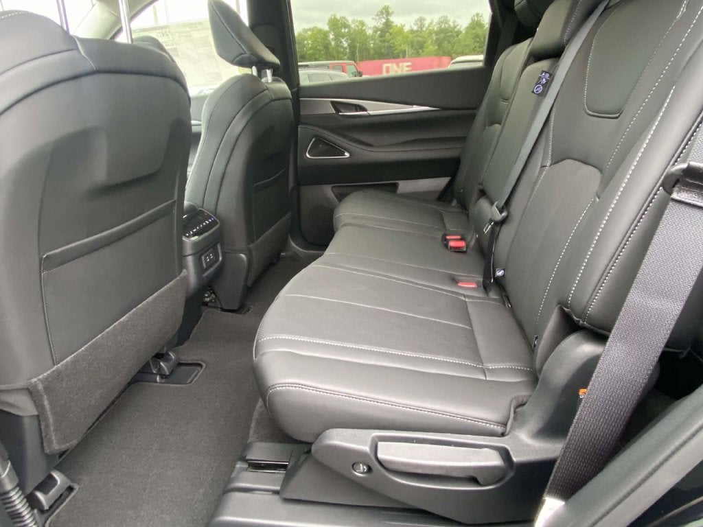 2027 INFINITI QX60 Luxe AWD