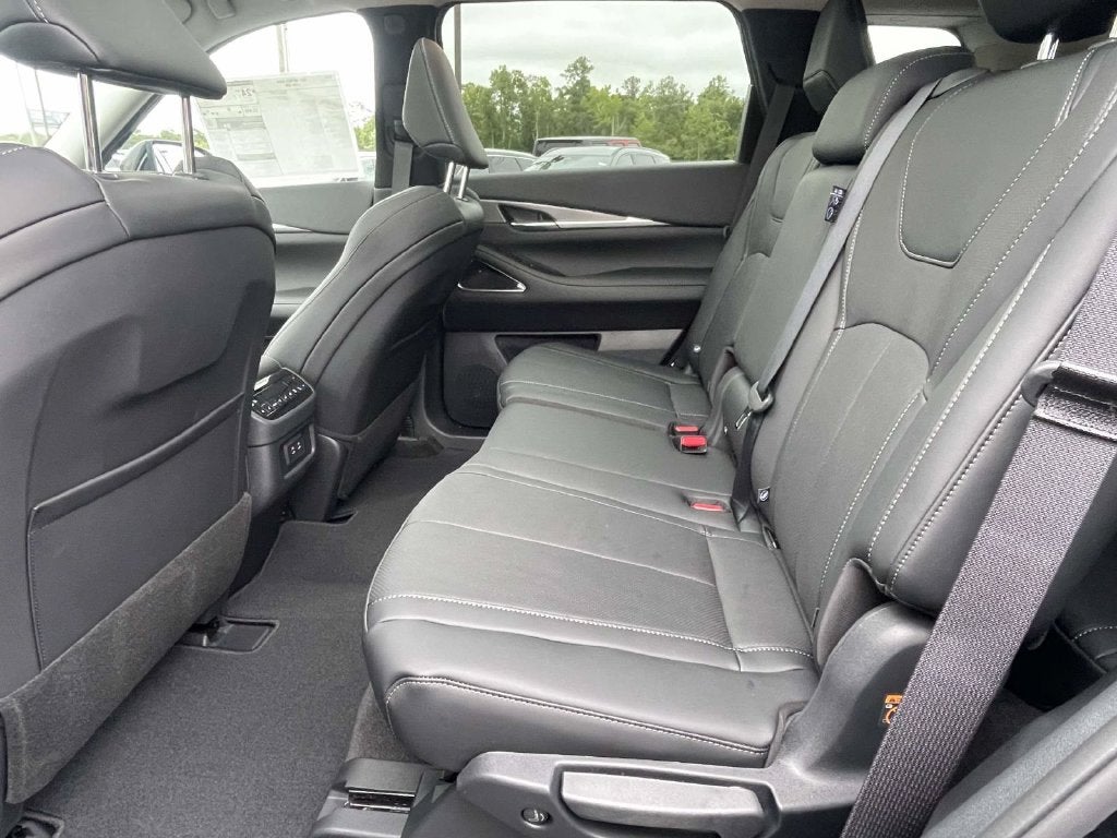 2027 INFINITI QX60 Luxe AWD