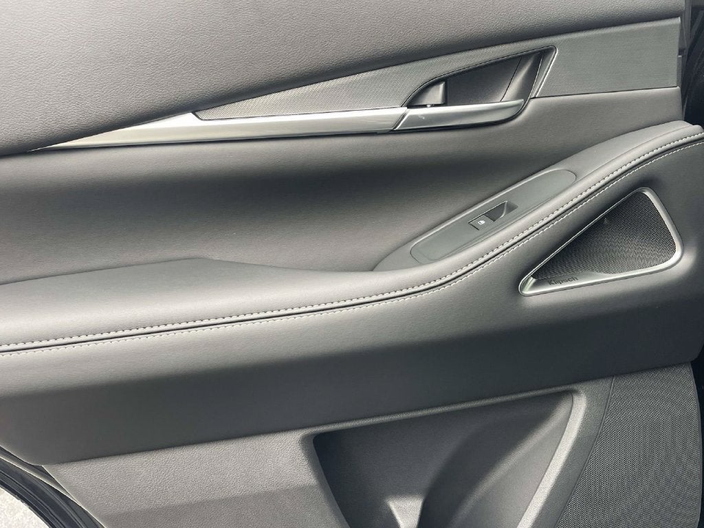 2027 INFINITI QX60 Luxe AWD