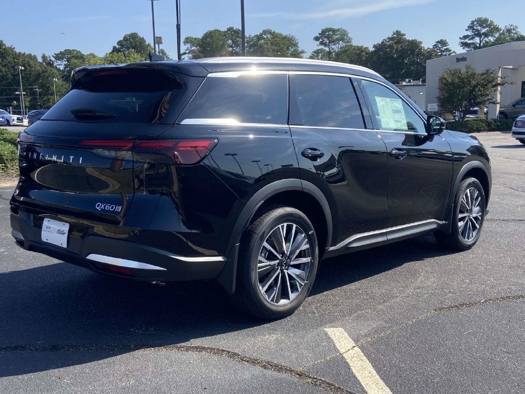 2027 INFINITI QX60 Luxe AWD