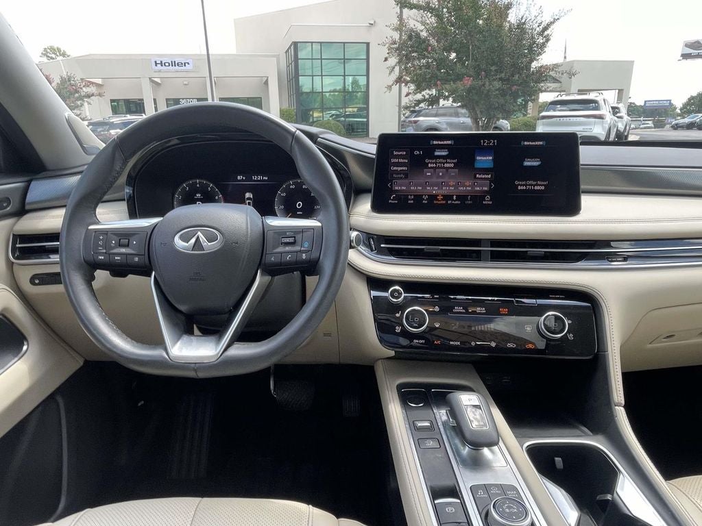 2025 INFINITI QX60 LUXE