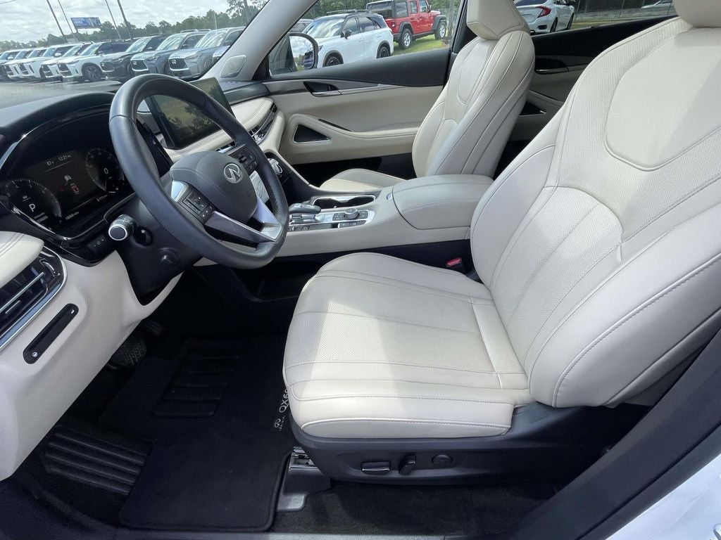 2025 INFINITI QX60 LUXE