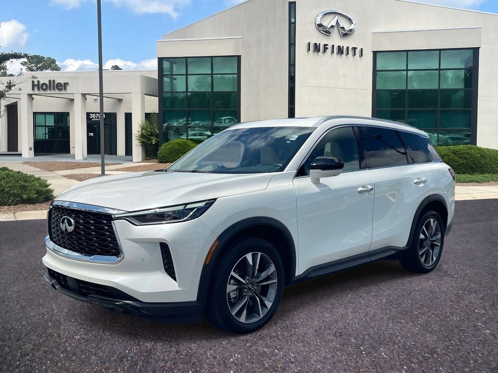 2025 INFINITI QX60 LUXE