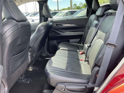 2023 INFINITI QX60 LUXE