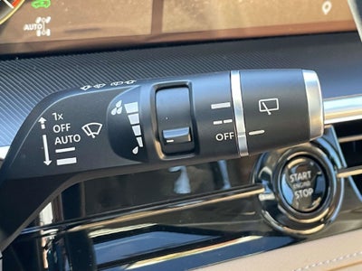 2027 INFINITI QX80 Luxe 4WD