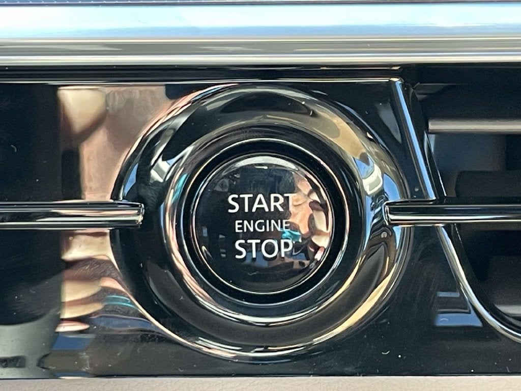 2027 INFINITI QX80 Luxe 4WD