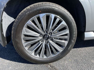 2027 INFINITI QX80 Luxe 4WD