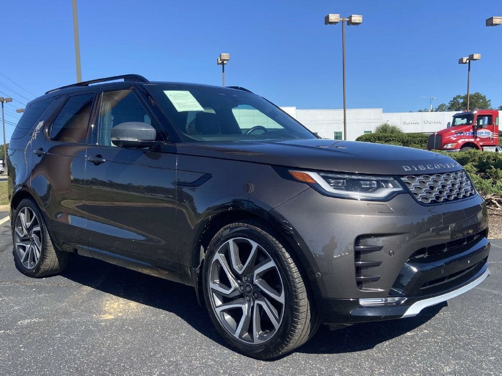 2024 Land Rover Discovery Metropolitan Edition