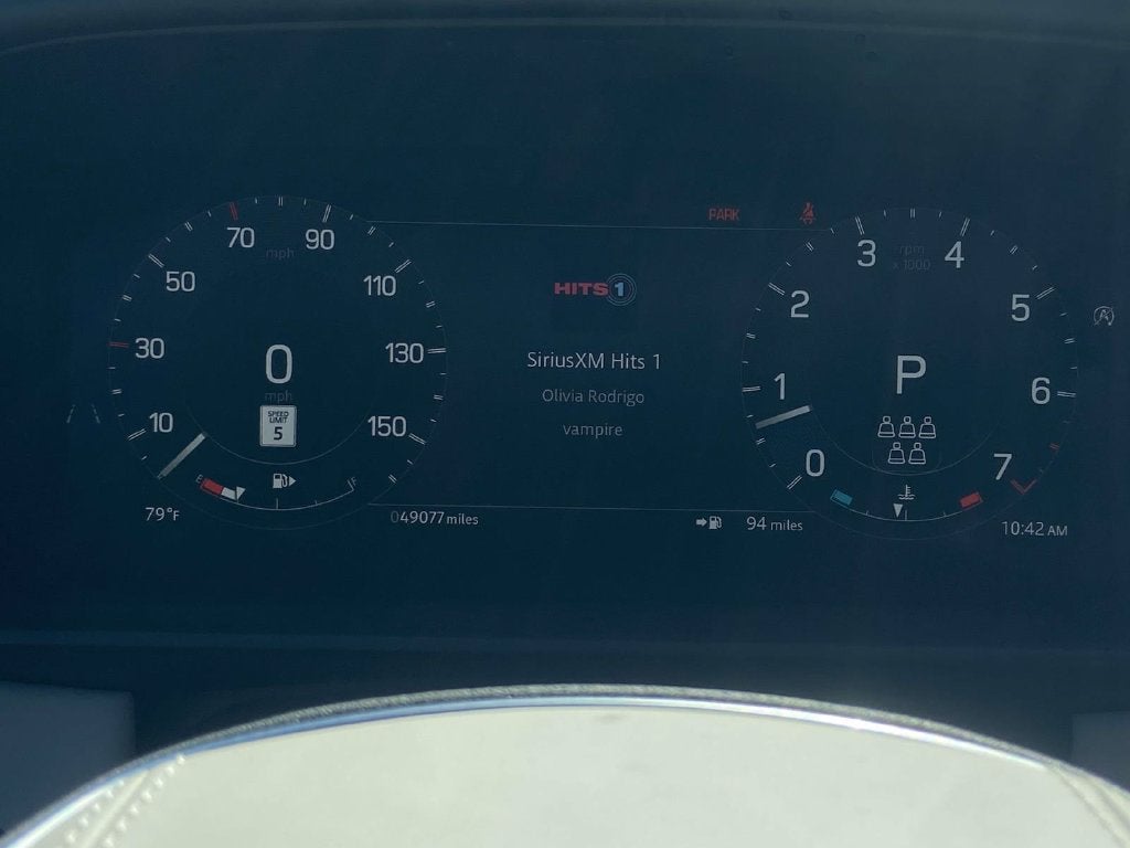 2024 Land Rover Discovery Metropolitan Edition