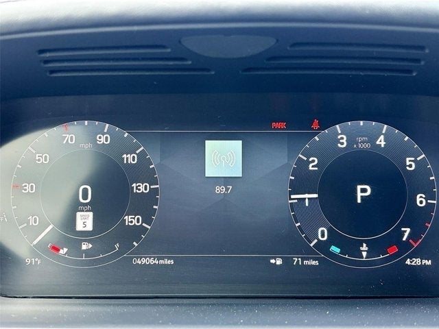 2024 Land Rover Discovery Metropolitan Edition